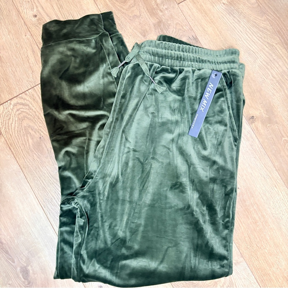 NEW MIX velour green (olive) lounge pants | NWT